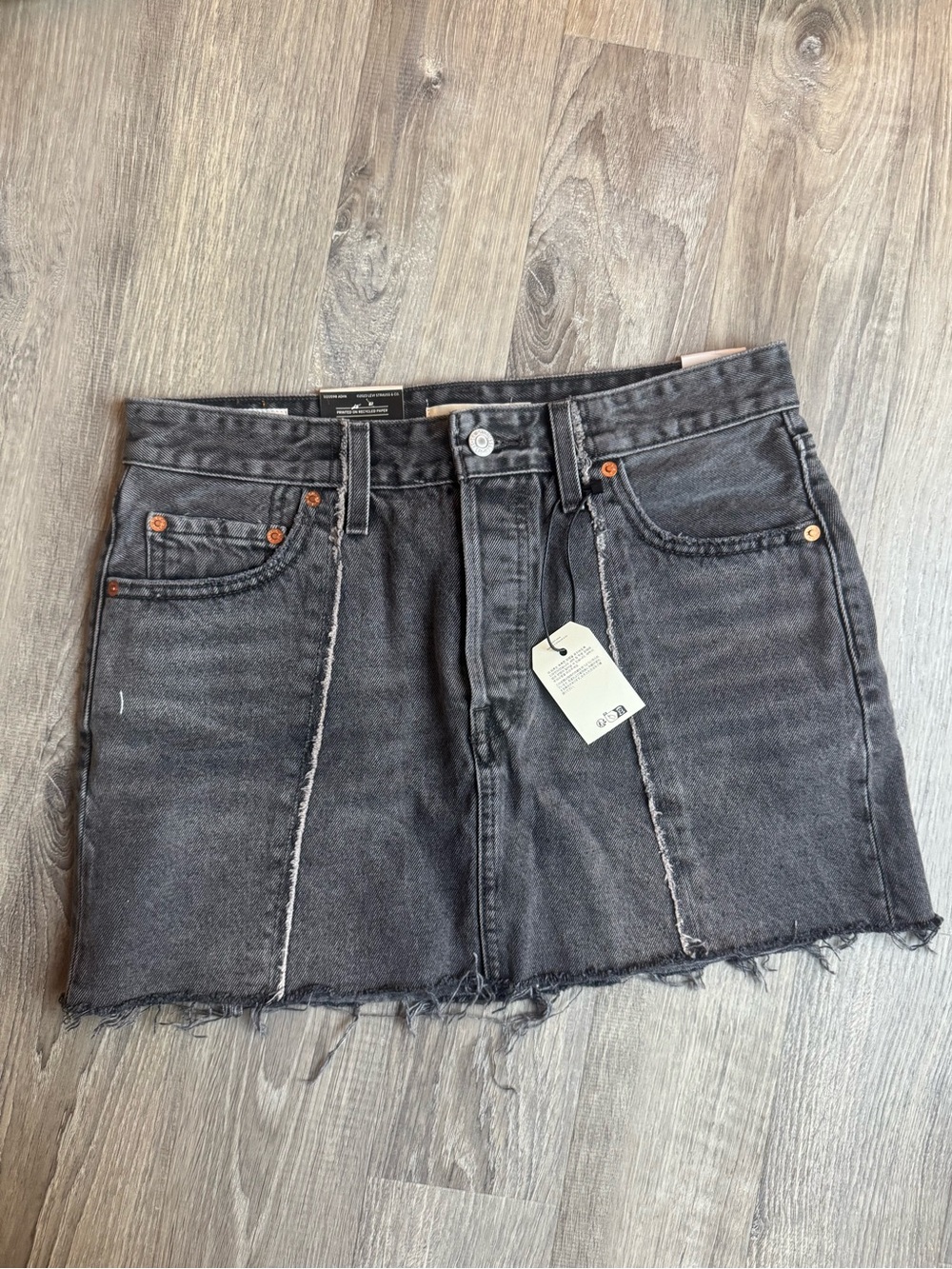 Levi's Recrafted Icon Skirt in Black